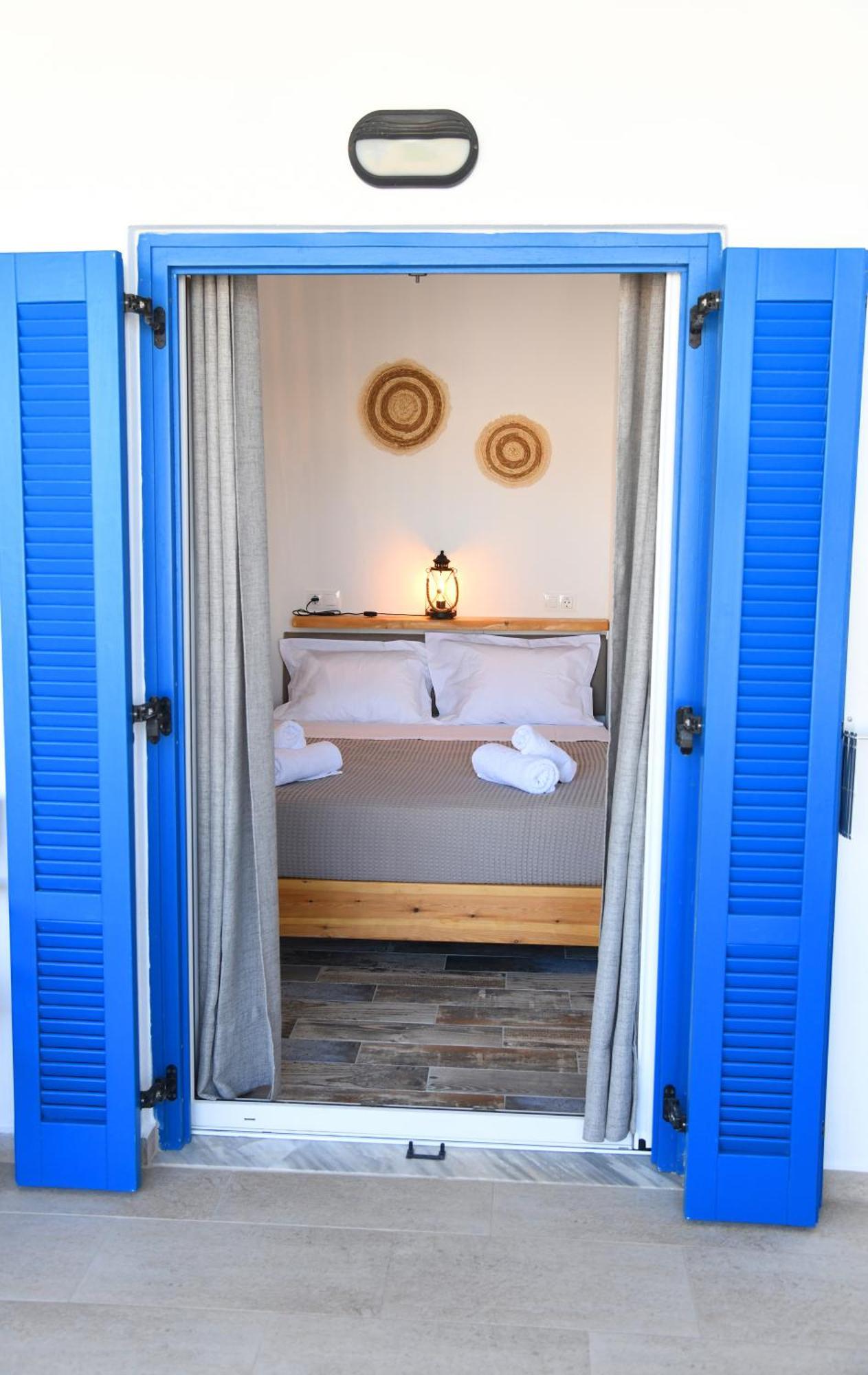 Petite Studios Batsi Μπατσί Εξωτερικό φωτογραφία